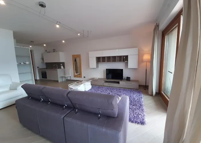 Bmp Apartment Deluxe 2 Jacuzzi Riscaldata Privata Vista Lago Di Garda