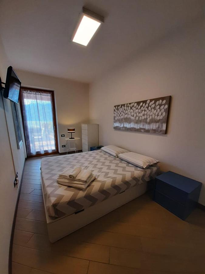 Holiday home Deluxe: Di Garda Jacuzzi *