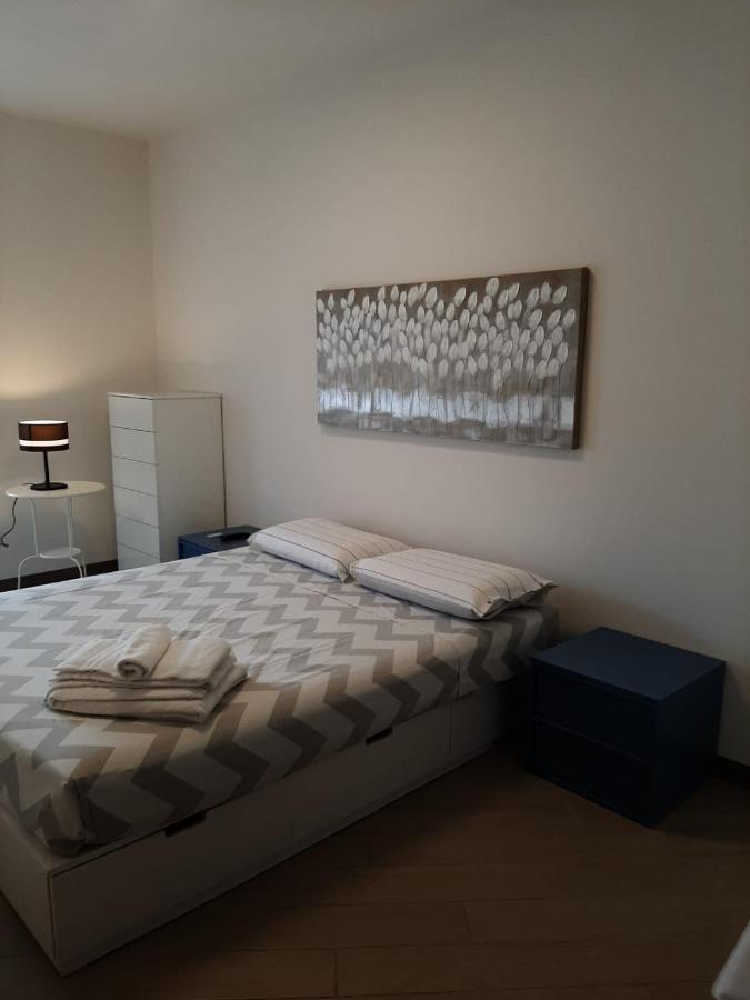 Deluxe: Di Garda Jacuzzi Brenzone sul Garda