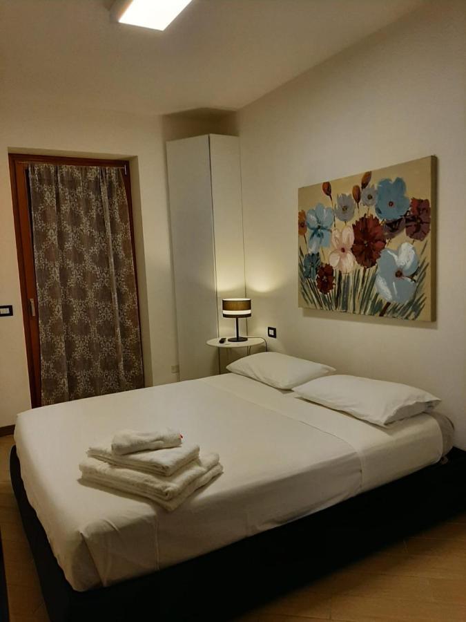 Holiday home Deluxe: Di Garda Jacuzzi *