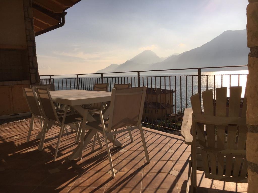Holiday home Deluxe: Di Garda Jacuzzi