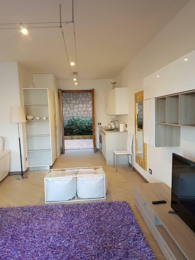 Holiday home Deluxe: Di Garda Jacuzzi *